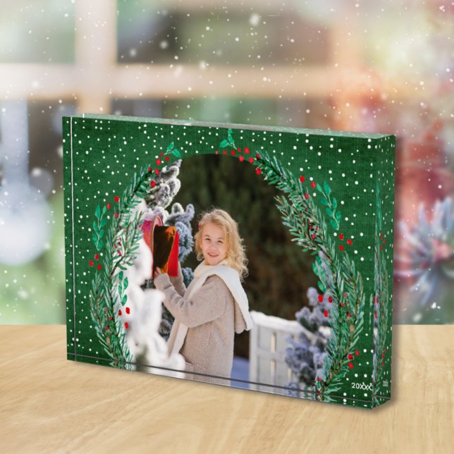 Evergreen Wreath Snow Christmas Green Photo Block (Creator Uploaded)