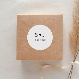 EVERLEIGH Minimalist Wedding  Classic Round Sticker