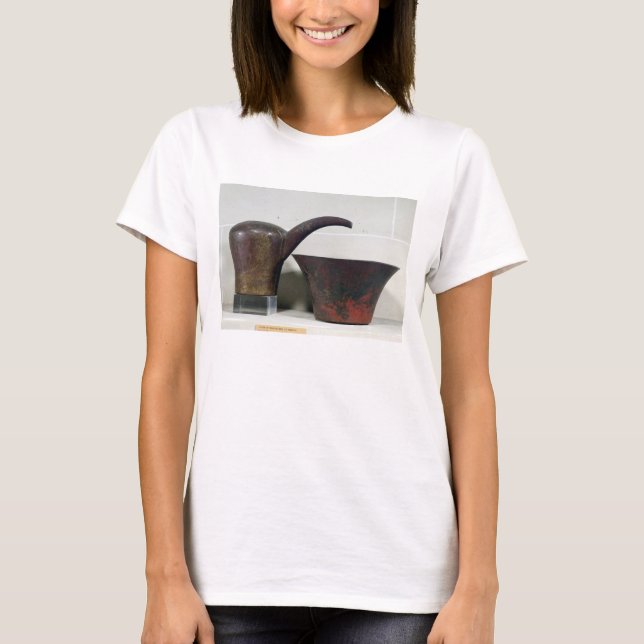 Ewer and basin (copper) T-Shirt (Front)