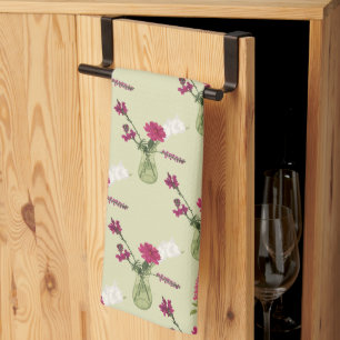 Exotisches Blumenarrangement im Glas Tea Towel