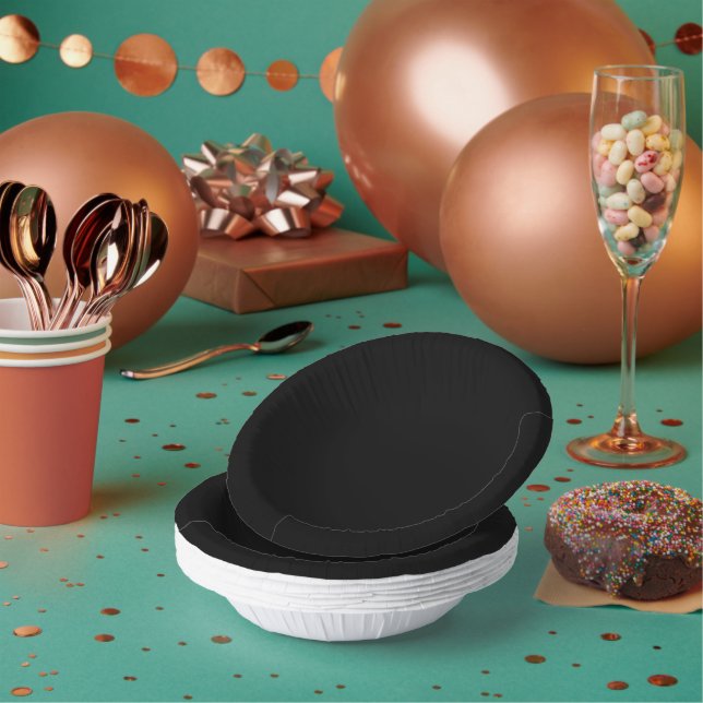 Explore a Captivating Black and White Photo  Paper Plate (Multi)