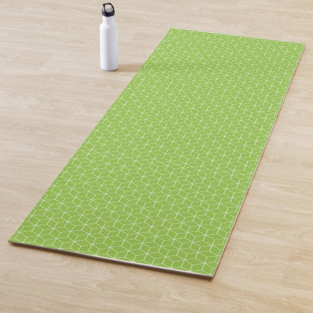 Explore Modern Optical Illusions with Cube Pattern Yoga Mat (In Situ)
