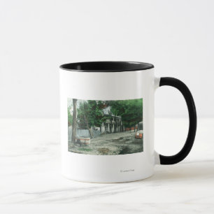 Exterior View of a Road HouseYreka, CA Mug