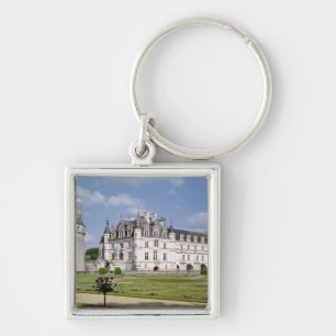 Exterior view of the Donjon Key Ring