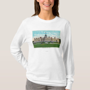 Exterior View of the Poland Spring House 2 T-Shirt