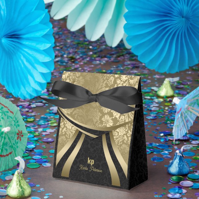 Eye-Catching Gold Black Damask Dynamic Lines 2 Favour Box (Party)