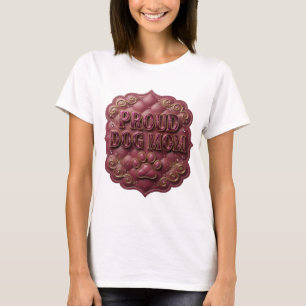 Eye-Catching Gold PROUD DOG MOM Artistic Motif T-Shirt