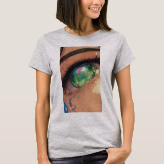 Eyes on Fashion: Statement Eye Print Tee