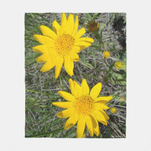 F15 Yellow Wildflowers Sneezeweed Fleece Blanket
