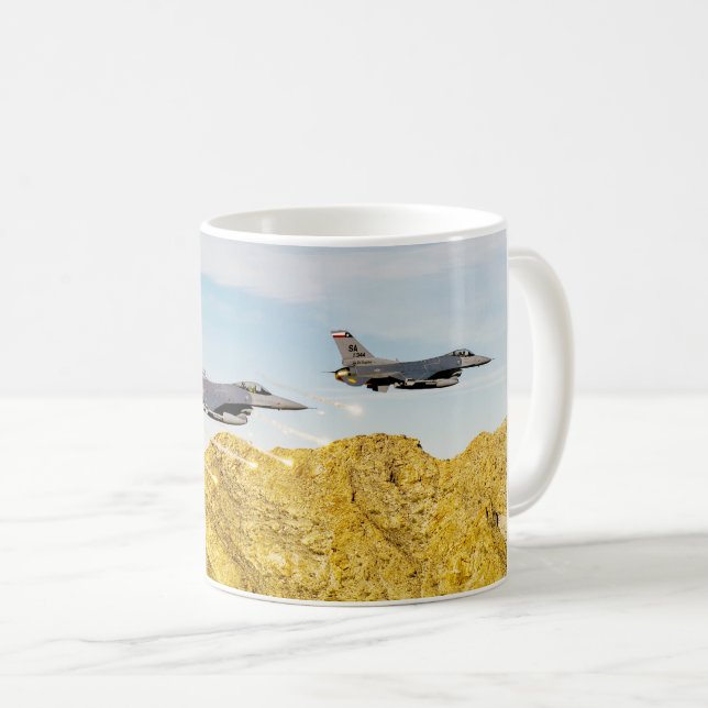 F-16C VIPER COFFEE MUG (Front Right)