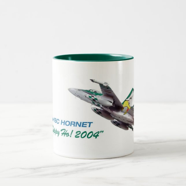 F/A-18 HORNET maug Two-Tone Coffee Mug (Center)