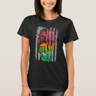 F Bomb Mum With Tattoos Pretty Eyes And Thick Thig T-Shirt