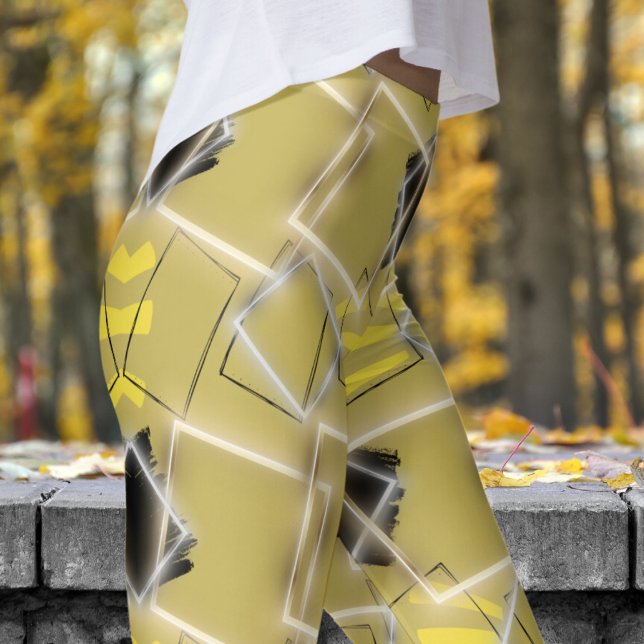 Fabulous Vegas Gold Framed in Gold Pattern Leggings (Vegas Gold framed in Gold Leggings)