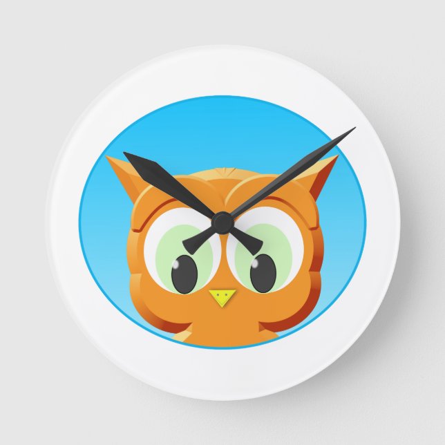Face Of A Little Owl Round Clock (Front)