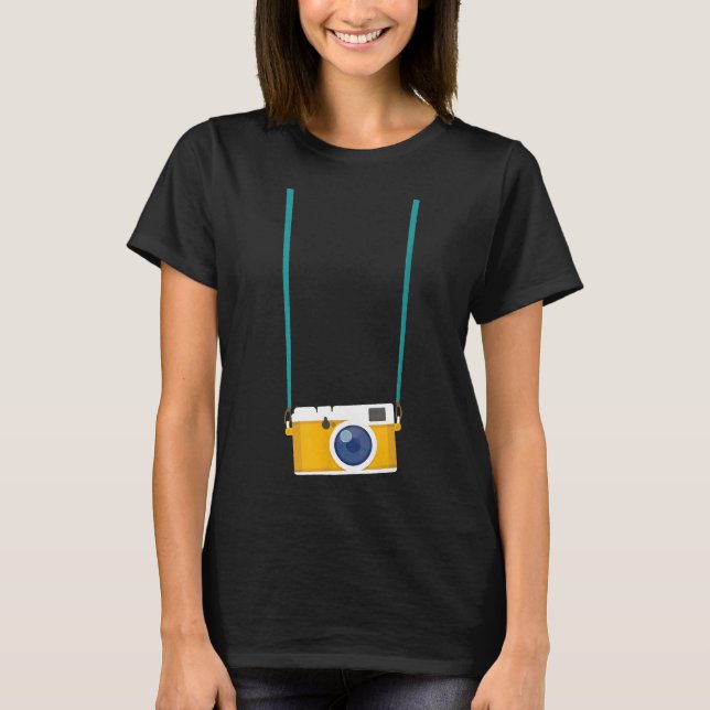 Fake Tourist Camera Graphic  Holiday Vacation Phot T-Shirt (Front)