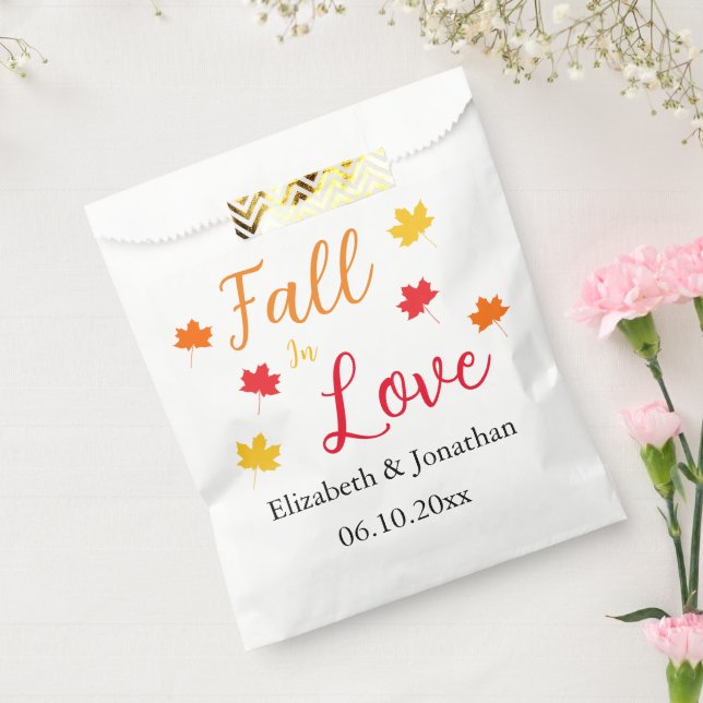 Fall In Love Wedding Favour Bag (Sealed)