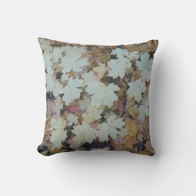 Fall leaves cushion (Front)
