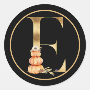 FALL THEME GOLD MONOGRAM E WITH PUMPKINS CLASSIC ROUND STICKER