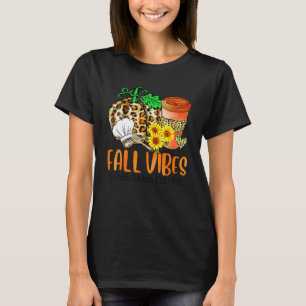 Fall Vibes And That Lunch Lady Life Pumpkin Thanks T-Shirt