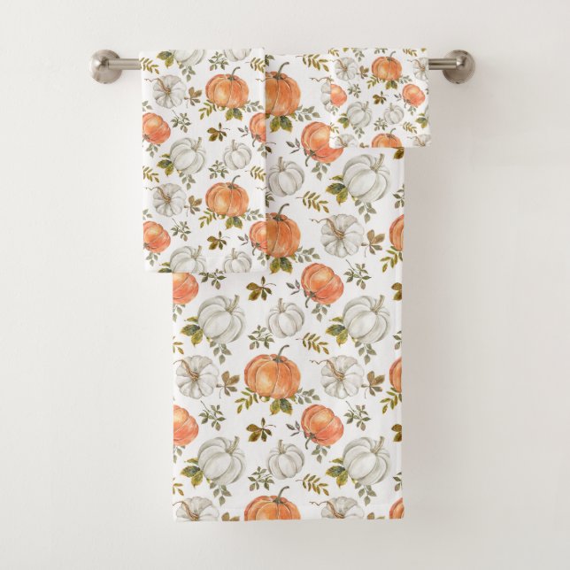 Fall Watercolor Pumpkin Pattern Bath Towel Set (Insitu)
