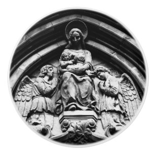 Falln She Waits On High Ceramic Knob