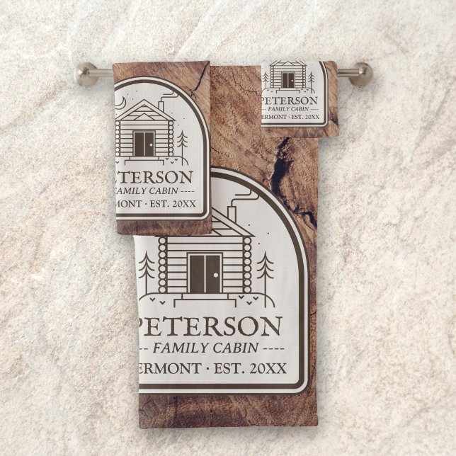 Family Cabin Rustic Wood Personalised Decor Bath Towel Set (Rustic Personalized Family Cabin Lake House Custom Decor Bath Towels Set Family Name Year)