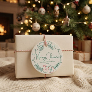 Family Cream Green Red Merry Christmas Wreath Favour Tags