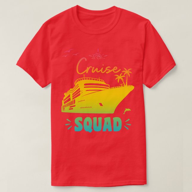Family Cruise 33 T-Shirt (Design Front)