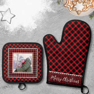 Family Photo Red and Black Buffalo Plaid Oven Mitt & Pot Holder Set