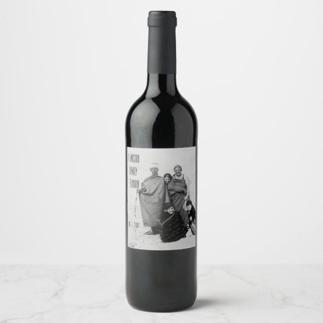 Family Reunion Old Sepia Beach Photo Wine Label (Front)