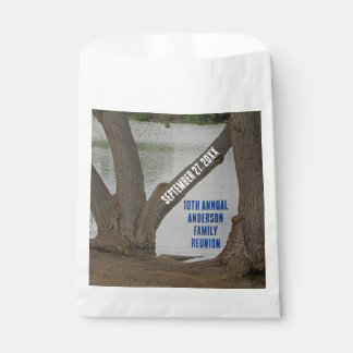 Family Reunion Rustic Lakehouse Annual Vacation Favour Bag
