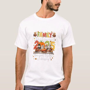 Family Thanksgiving Cats Dinner Feast Vintage Crew T-Shirt