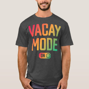 Family Vacation2022 Vintage Cute Summer Vacay Mode T-Shirt