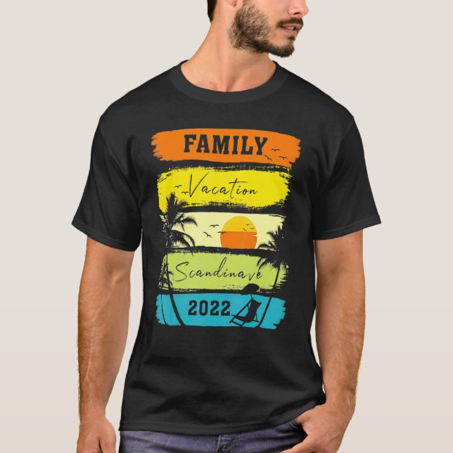 Family Vacation 2022 Palm Tree Florida Fort Myers  T-Shirt (Front)