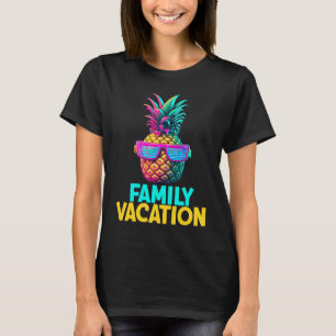 Family Vacation Funny Retro Pineapple Sunglasses V T-Shirt