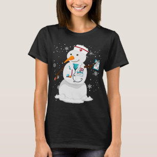 family winter santa snowman nurse christmas tree T-Shirt