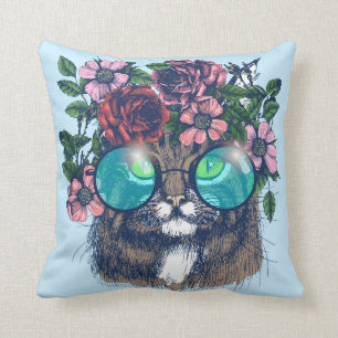 Fancy Maine Coon Cushion