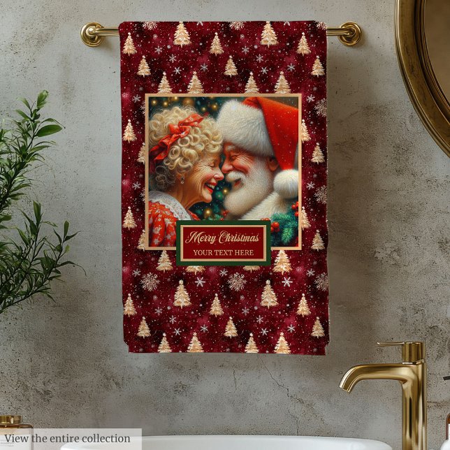 Fancy Mr. and Mrs. Claus Red Gold Bath Towel (Fancy Mr. and Mrs. Claus Red Gold Bath Towel)
