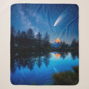 Fantastic starry sky over the Matterhorn spire. Lo Sherpa Blanket
