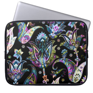 Fantasy Floral Paisley: Seamless Ornament Laptop Sleeve