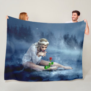 FANTASY ROSE FLEECE BLANKET