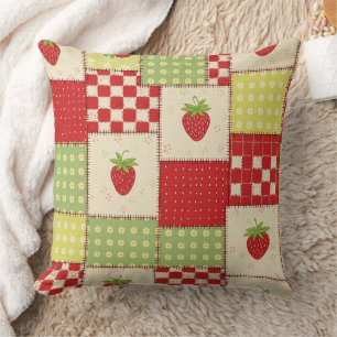 Farmhouse Strawberry Gingham Floral Pattern Cushion