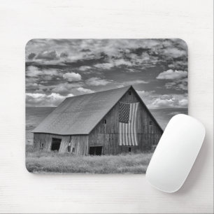 Farms   BW American Flag Barn Scene Mouse Pad