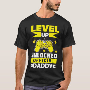Father Level Up To Daddy Dad Parents Birth Gamer T-Shirt