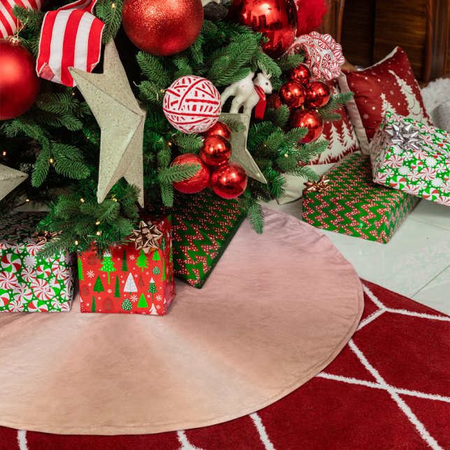 Faux Metallic Rose Gold Gradient Brushed Polyester Tree Skirt (Faux Metallic Rose Gold Gradient Brushed Polyester Tree Skirt)