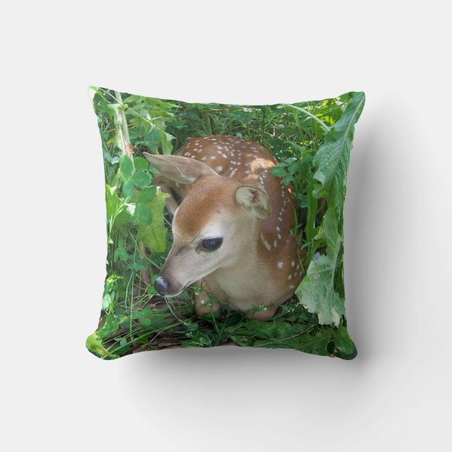 fawn pillow (Front)