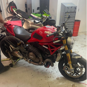 fdsfdsfs trucker hat