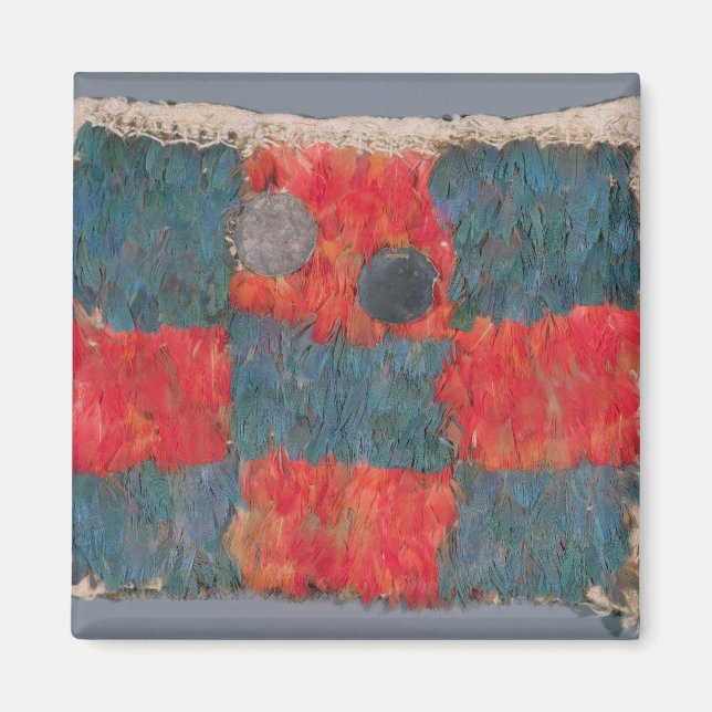 Feathered cape magnet (Front)