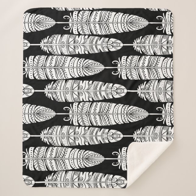 Feathers boho: black and white pattern sherpa blanket (Front)