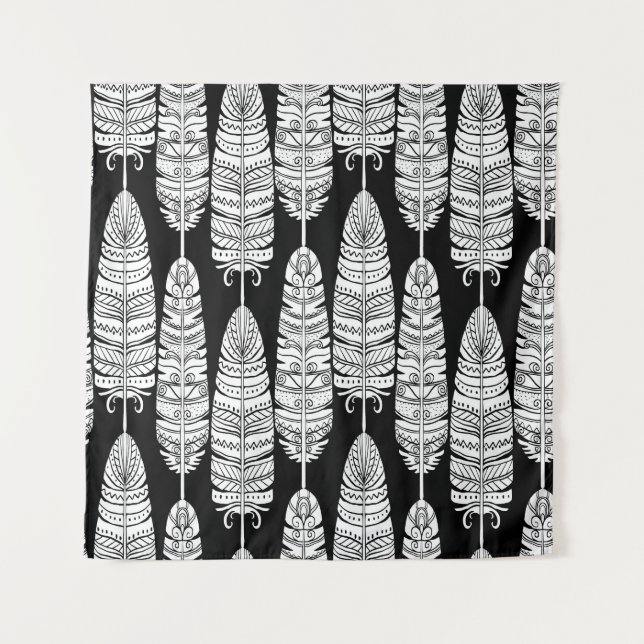 Feathers boho: black and white pattern tapestry (Front)